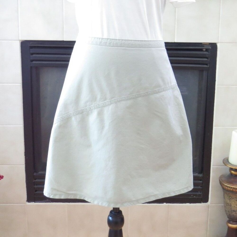 Aventura A-Line Minimalist Mini Skirt Organic Cotton Light Sage 10 EUC